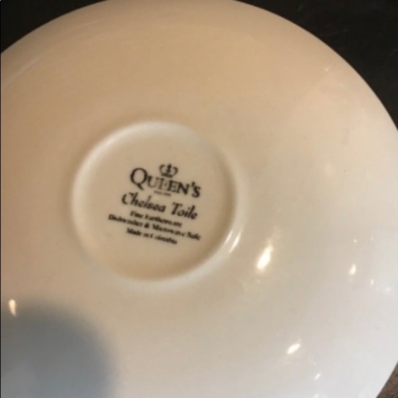 Sewing pin cushion latte heart tea cup & saucer - Picture 6 of 6